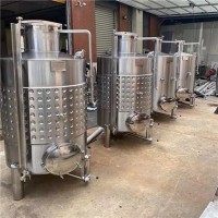 果酒釀造設備 葡萄酒果酒發(fā)酵罐 陳釀罐