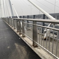 橋梁護欄