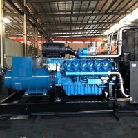 發電機