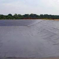防滲膜土工布廠家防滲土工膜專業生產廠家土工布防滲膜什么價一平